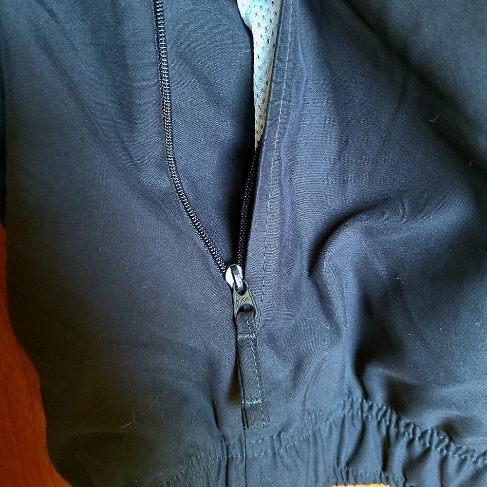 Lands End Size XL Vest V Neck Golf Mesh Lined Windbreaker Pockets Performance - Picture 7 of 11